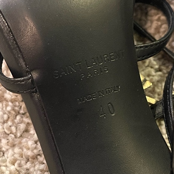 Heels - Picture 4 of 6